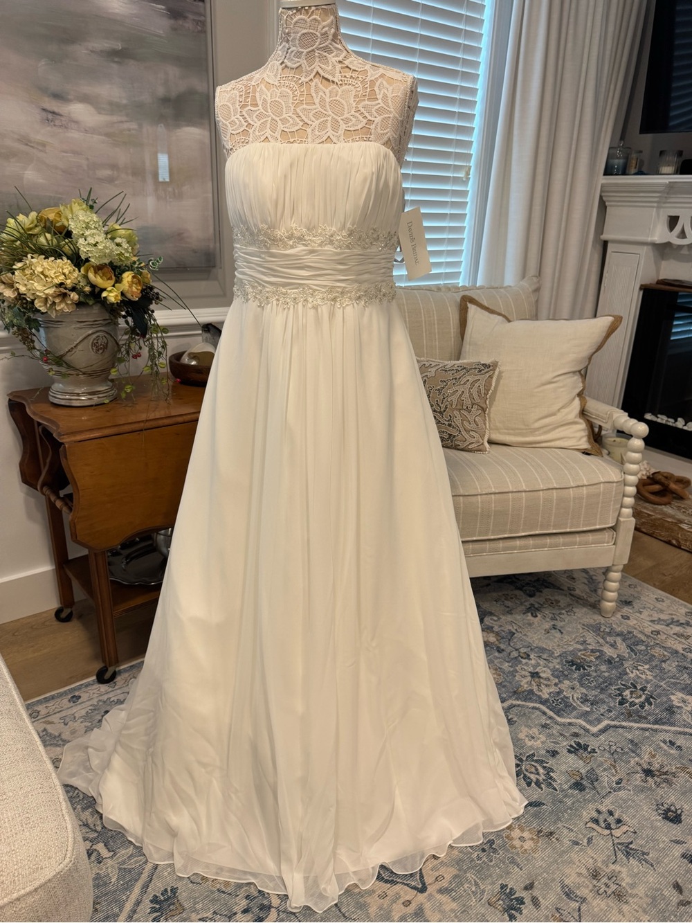 NWT!! David's Bridal Ivory Strapless Chiffon Bridal Gown size 16